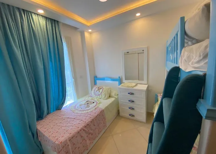 Apartmanhotel Hills 3*