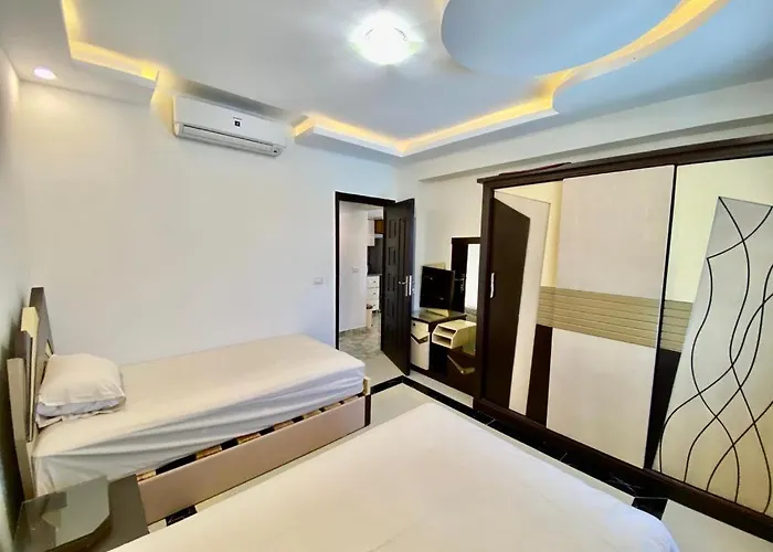 Hills Apartmanhotel