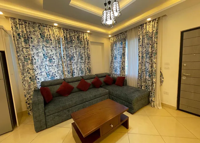 Apartmanhotel Hills 3*