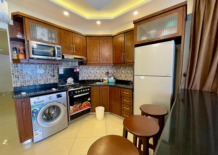 Apartmanhotel Hills 3*