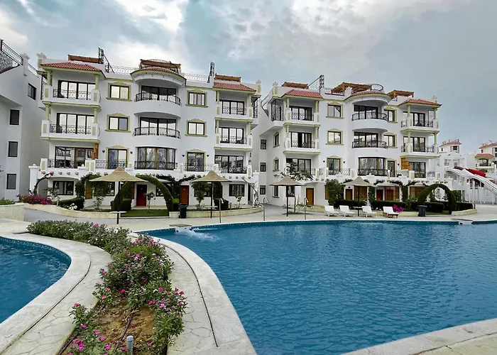 Apartmanhotel Hills 3*